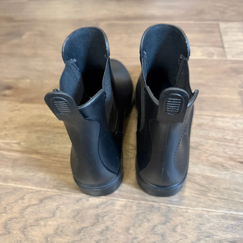 Asgard Womens Black Chelsea Rain Boots Waterproof Matte Ankle Booties Size 9.5‎